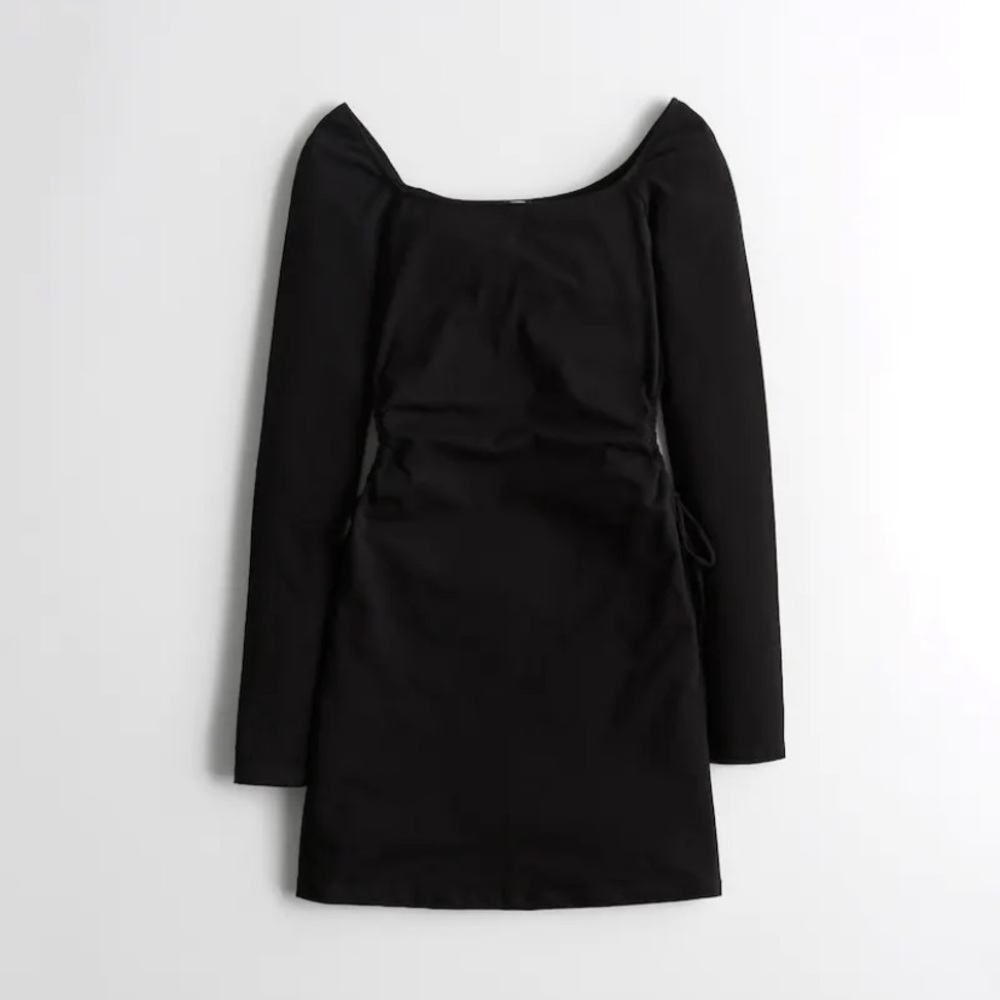 LONG-SLEEVE KNIT SHORT DRESS